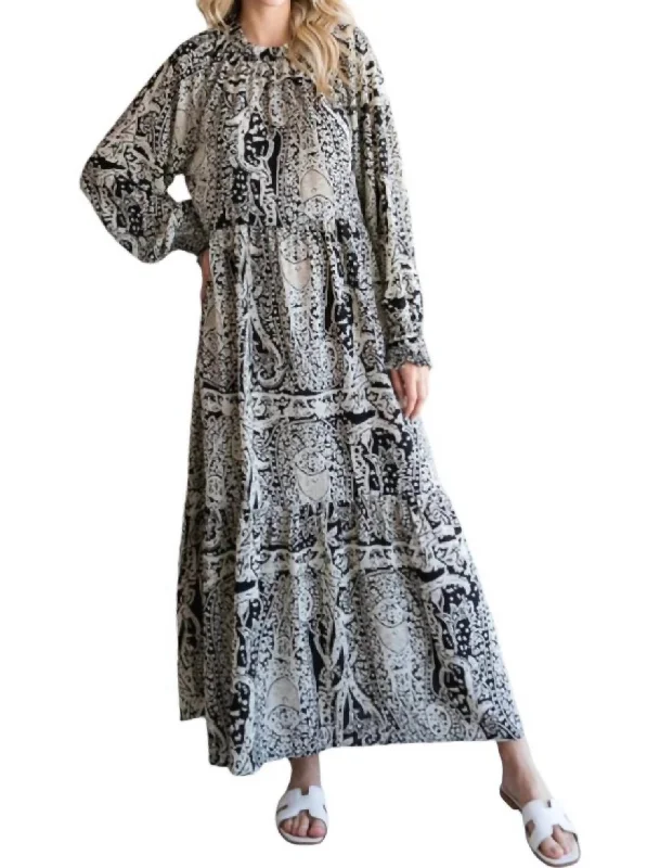 Exclusive Savings Hello Beautiful Maxi Dress In Black/white