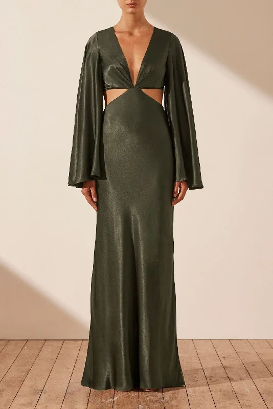 Special Discount LA LUNE FLARED SLEEVE OPEN BACK MAXI DRESS - FOREST