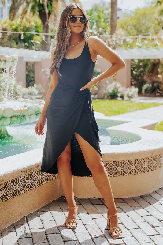 Deal Alert Soft & Sleeveless Black Wrap Dress