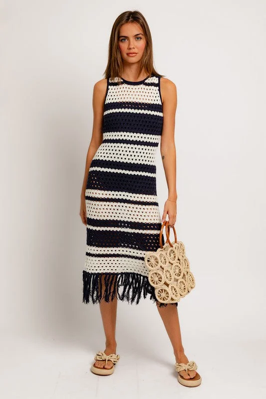 Special Offer Sleeveless Crochet Effect Sweater Dress