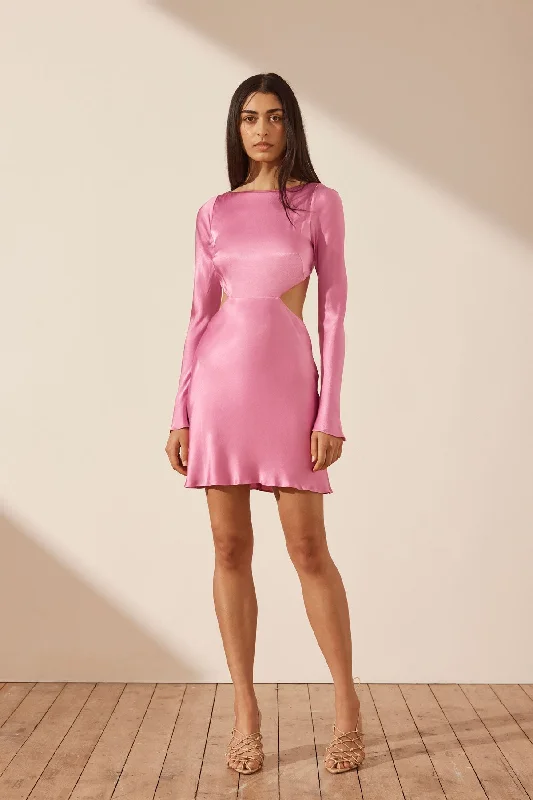 Take Advantage ARIENZO LONG SLEEVE OPEN BACK MINI DRESS - IBIS ROSE