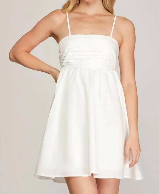 Year-End Sale Pleated Cut Out Dress In White